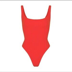 NWT Skims Fits Everybody Picot Trim Square Neck Bodysuit in Ruby, Size medium